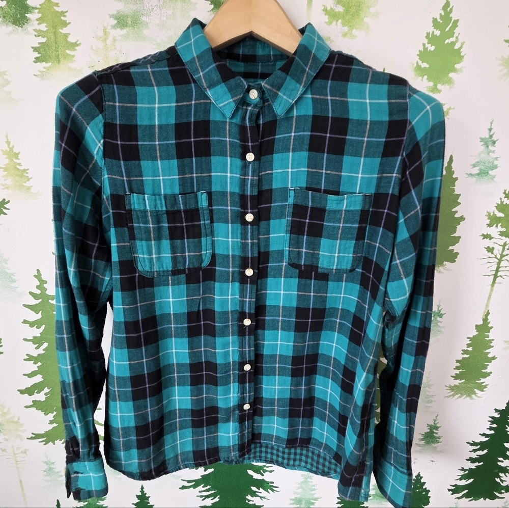 Mossimo Supply Co. Teal and Black Plaid Button-Down Shirt